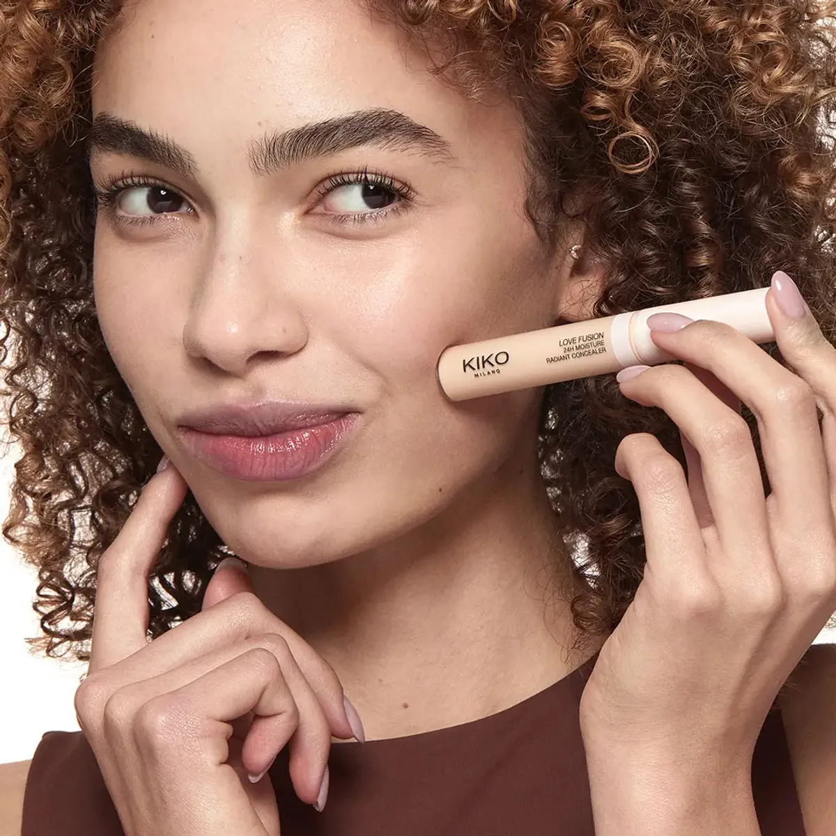 Консилер Love Fusion 24H Moisture Foundation KIKO MILANO модель KM000000879012B Фото